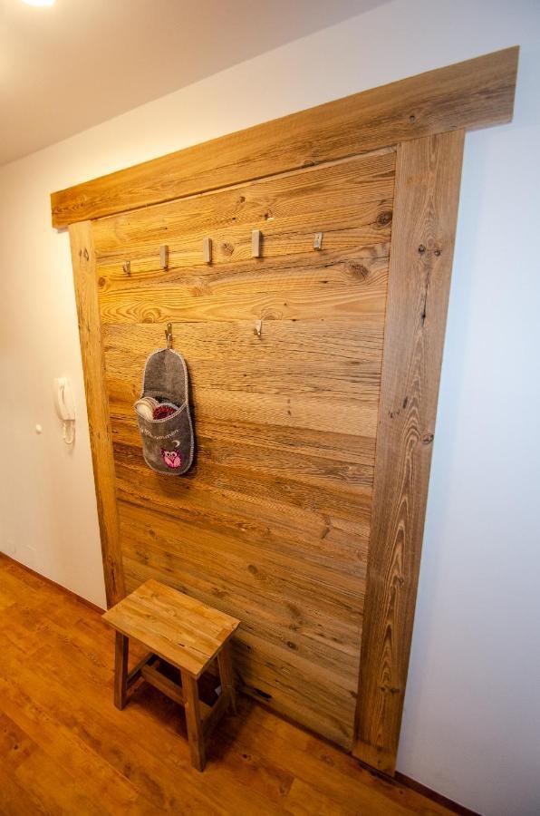 Penthouse Eightyone By All In One Apartments Kaprun Exterior foto